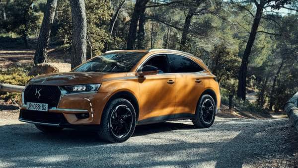 DS 7 CROSSBACK SUR LA ROUTE