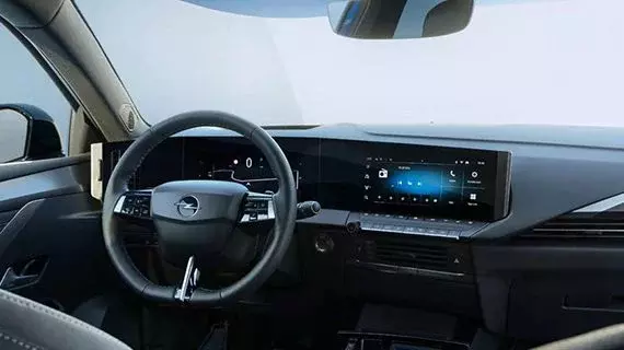 Intérieur Opel Astra Tourer