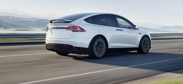 La Tesla Model X est le choix de sept places à faire si vous êtes à la pointe de la technologie.